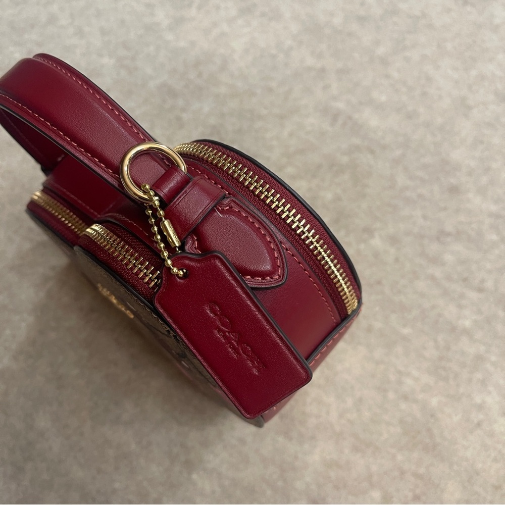 Coach Heart Cherry Signature Canvas Tan Marrón Double Zip Crossbody Purse - Picture 6 of 16